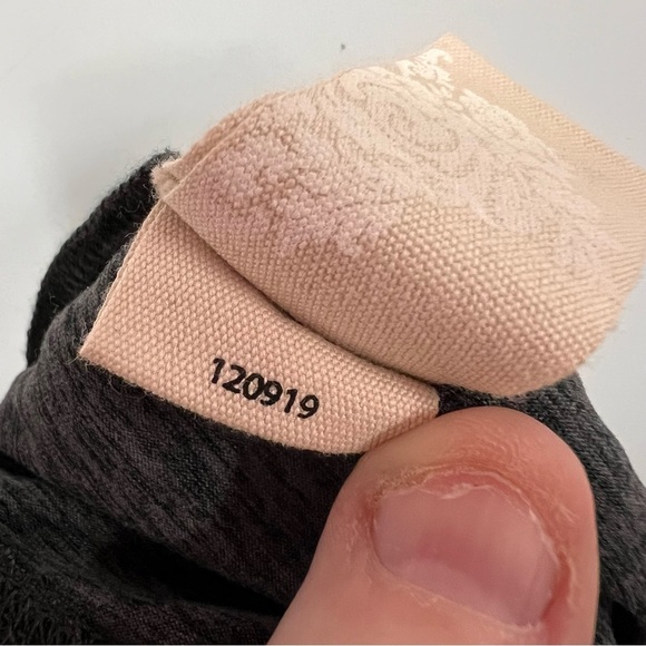 Soft Surroundings Women's Abstract Pants Star Slim Ankle size small - Picture 7 of 10